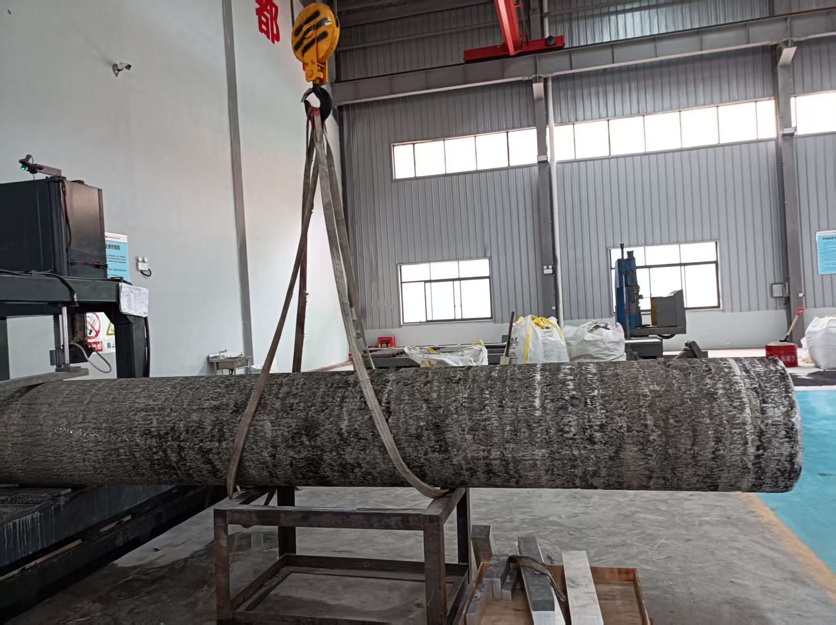 洛陽晟雅公司新建熔鑄車間***澆鑄獲得成功